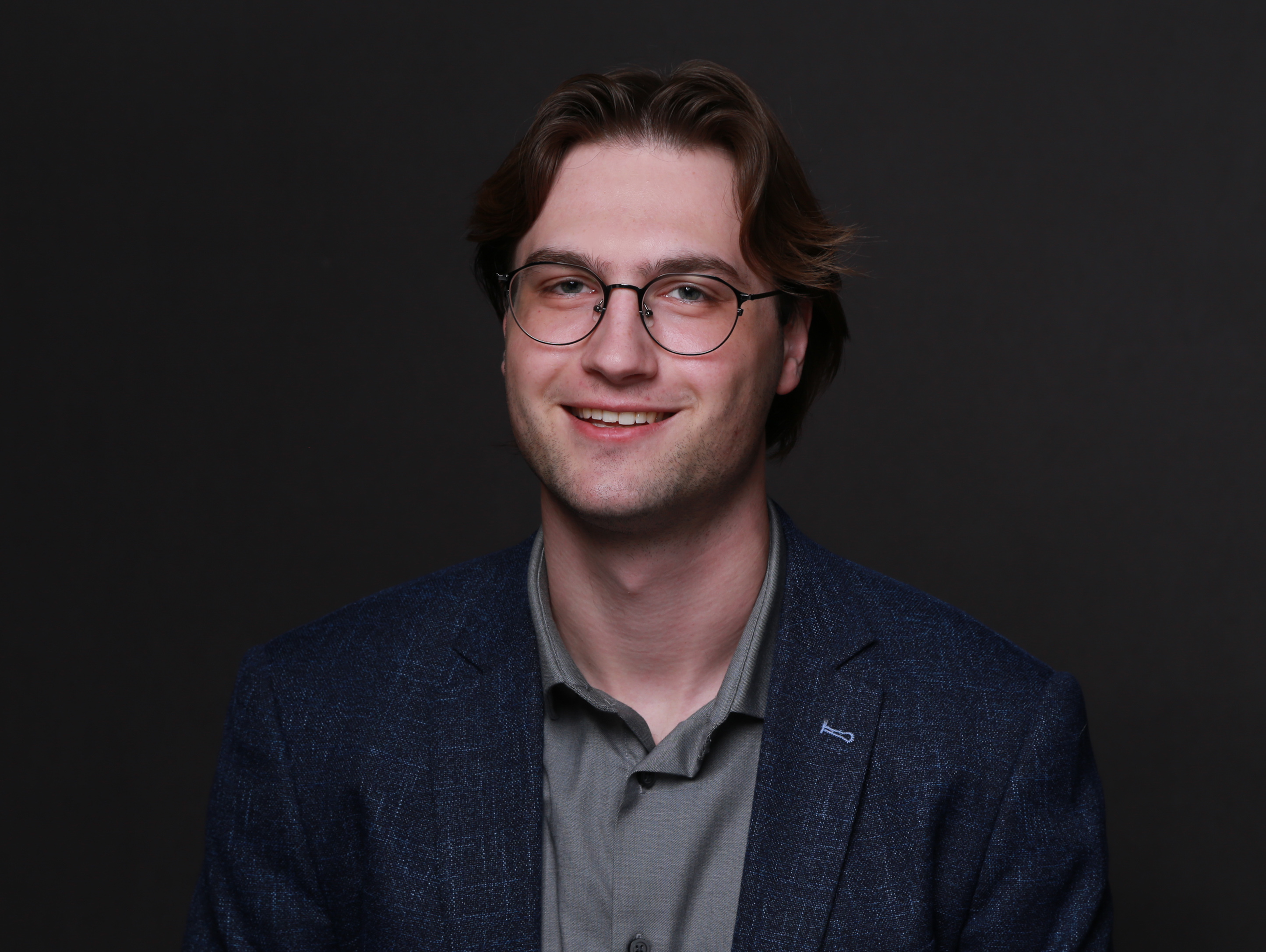 Ethan Phillips headshot